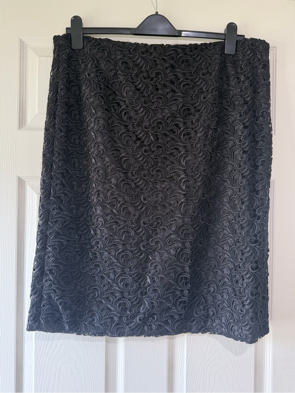 Black Lace Pencil Skirt - Elegant Women’s Skirt Doncaster size 18 lace skirt